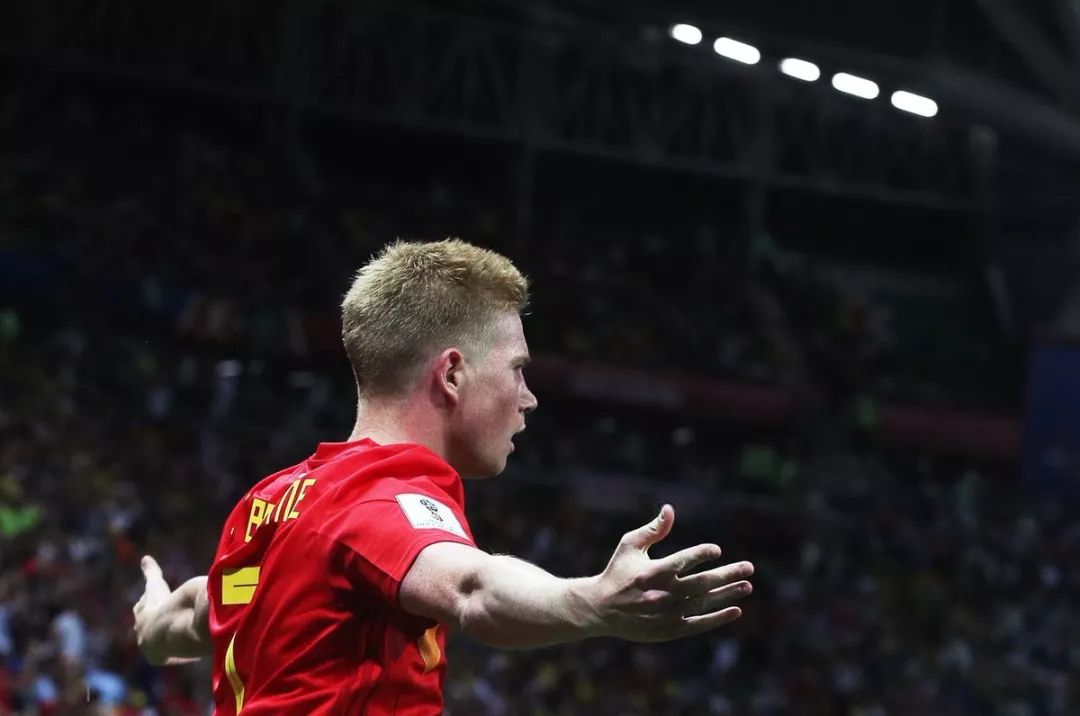 《崩坏：星穹铁道》流萤引爆流量，米哈游是如何做到的？